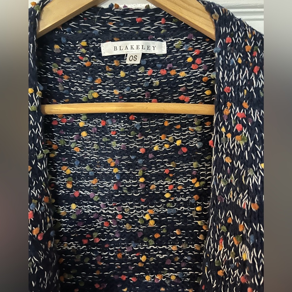 Blakely OS navy popcorn sweater